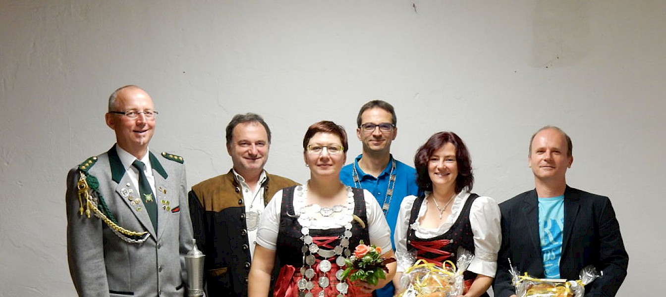 Bild von Links: Peter Sopp, Klaus Dietrich, Sabine Baumeister, Thomas Bernard, Elke Janousch und Dieter Born